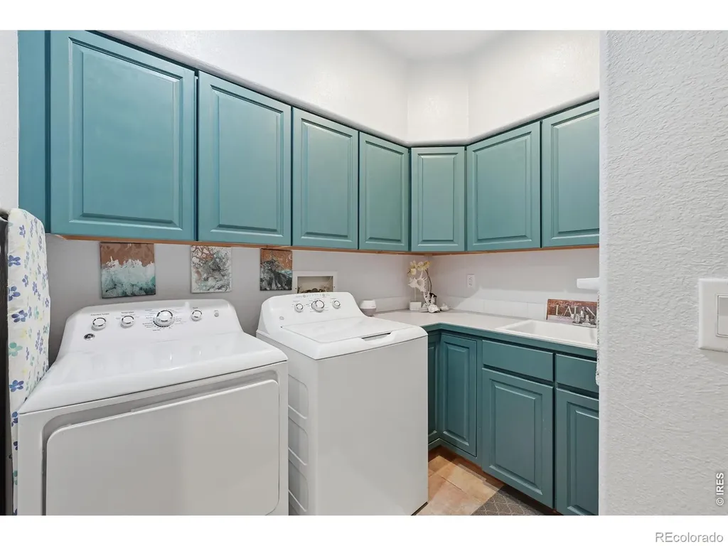 131 Eagle Canyon Circle Lyons CO 80540