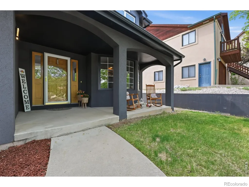 131 Eagle Canyon Circle Lyons CO 80540