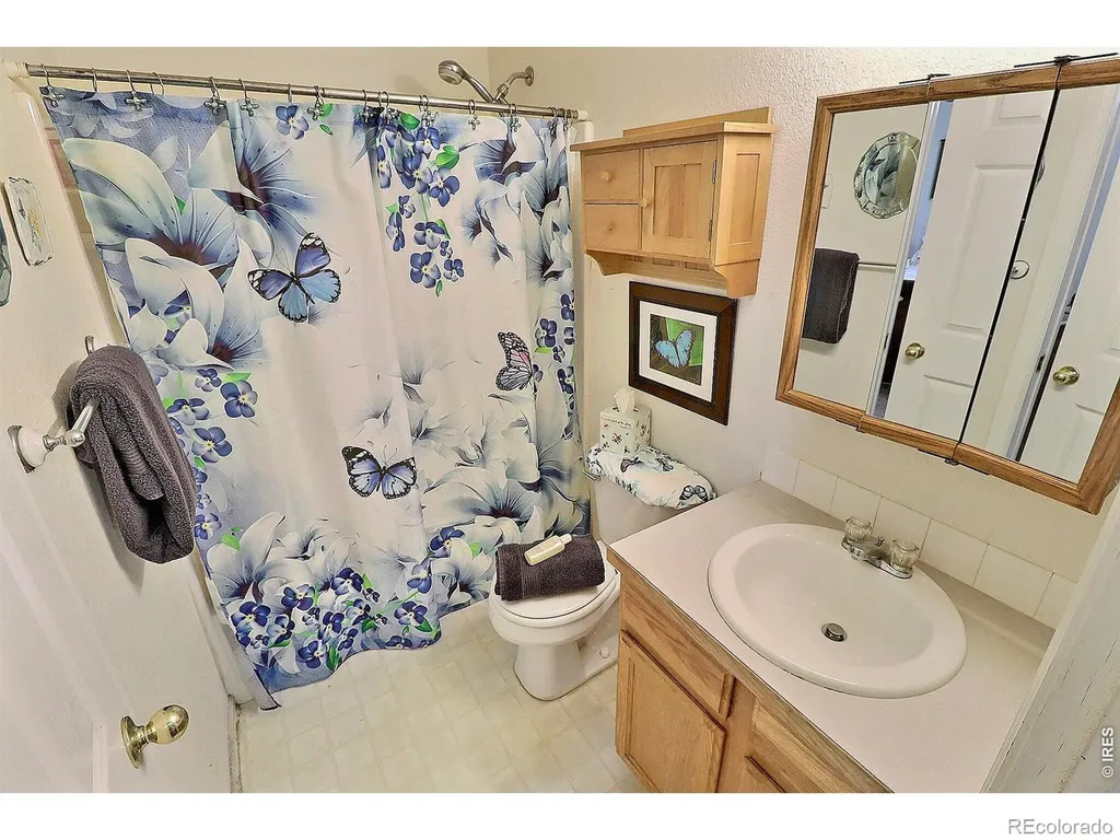 861 E 20th St Lane Greeley CO 80631