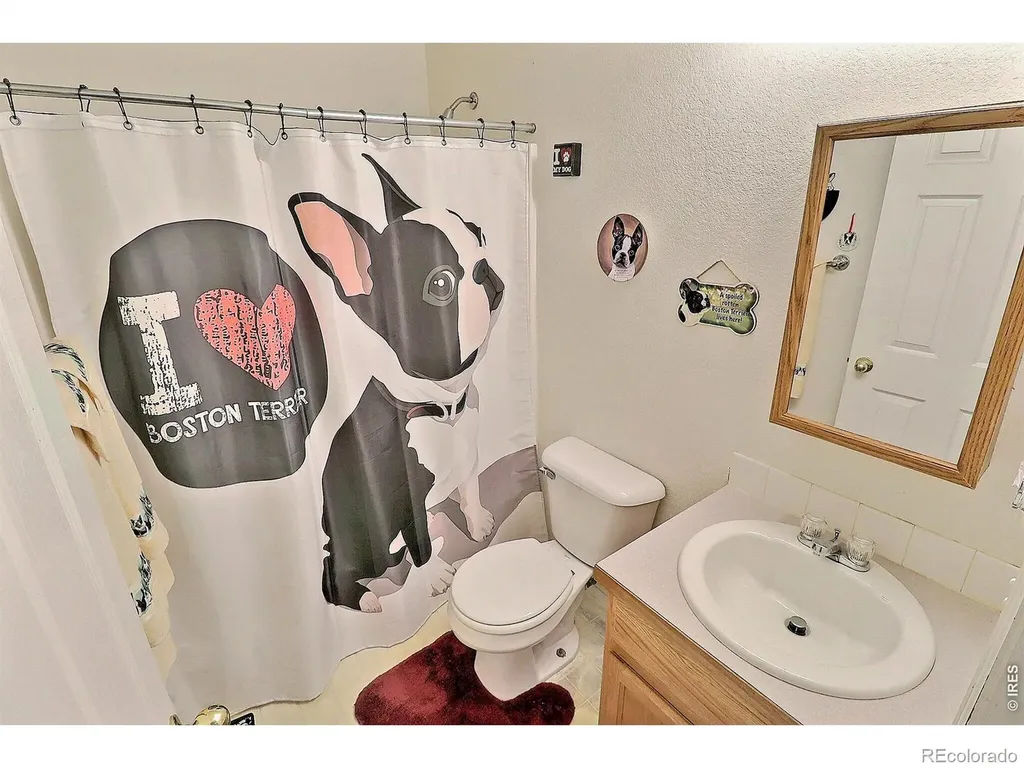 861 E 20th St Lane Greeley CO 80631