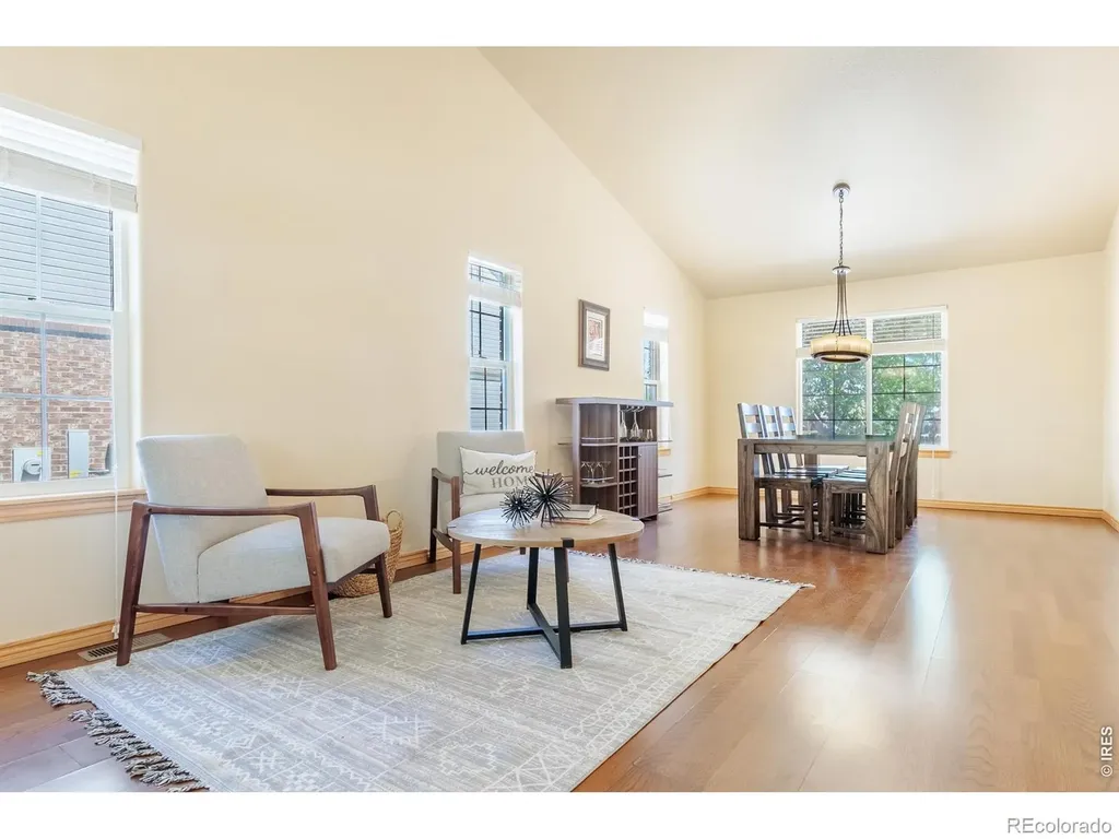 2513 Falcon Drive Longmont CO 80503