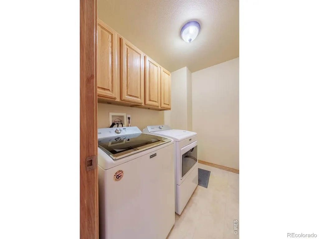 2513 Falcon Drive Longmont CO 80503