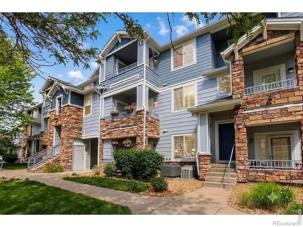 5255 Memphis Street Denver CO 80239