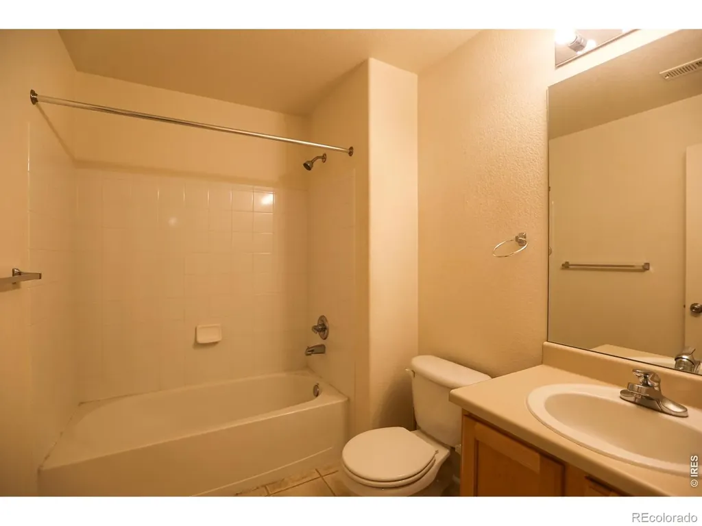 5255 Memphis Street Denver CO 80239