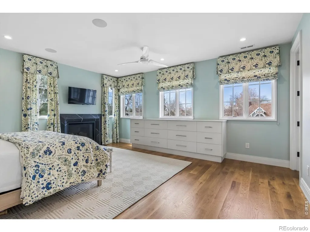 792 S High Street Denver CO 80209
