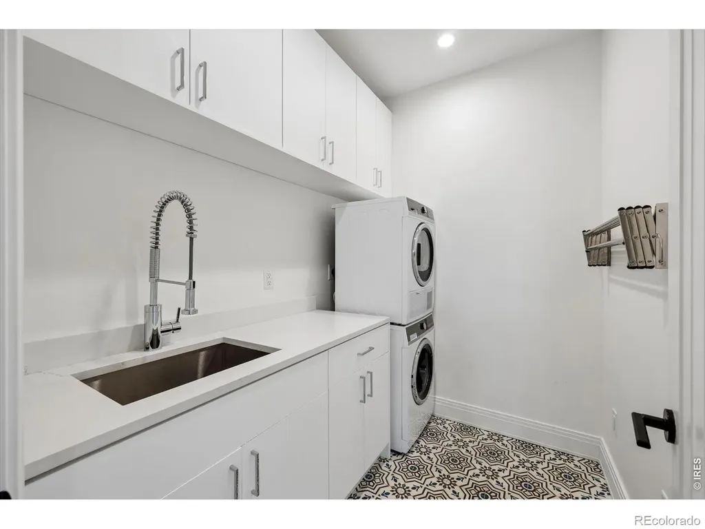 792 S High Street Denver CO 80209