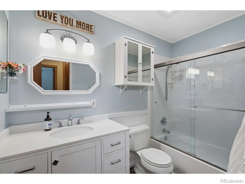 1225 N 4th Street Berthoud CO 80513