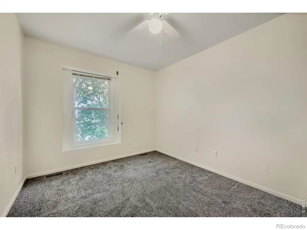 2112 Meadow Court Longmont CO 80501