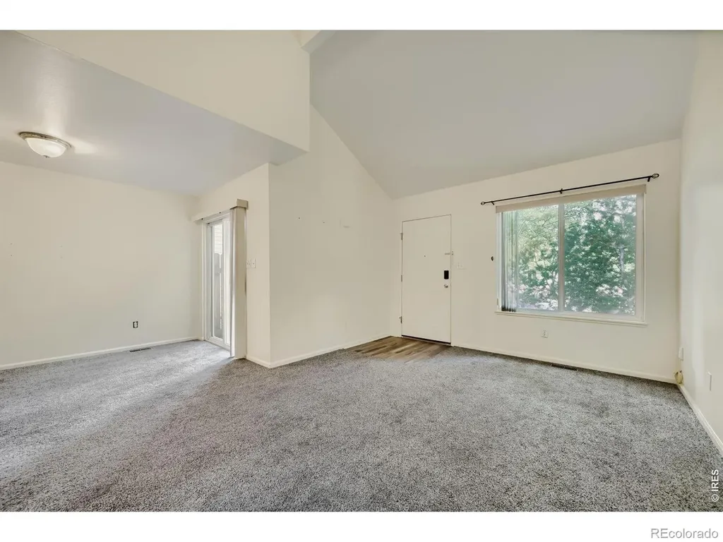 2112 Meadow Court Longmont CO 80501