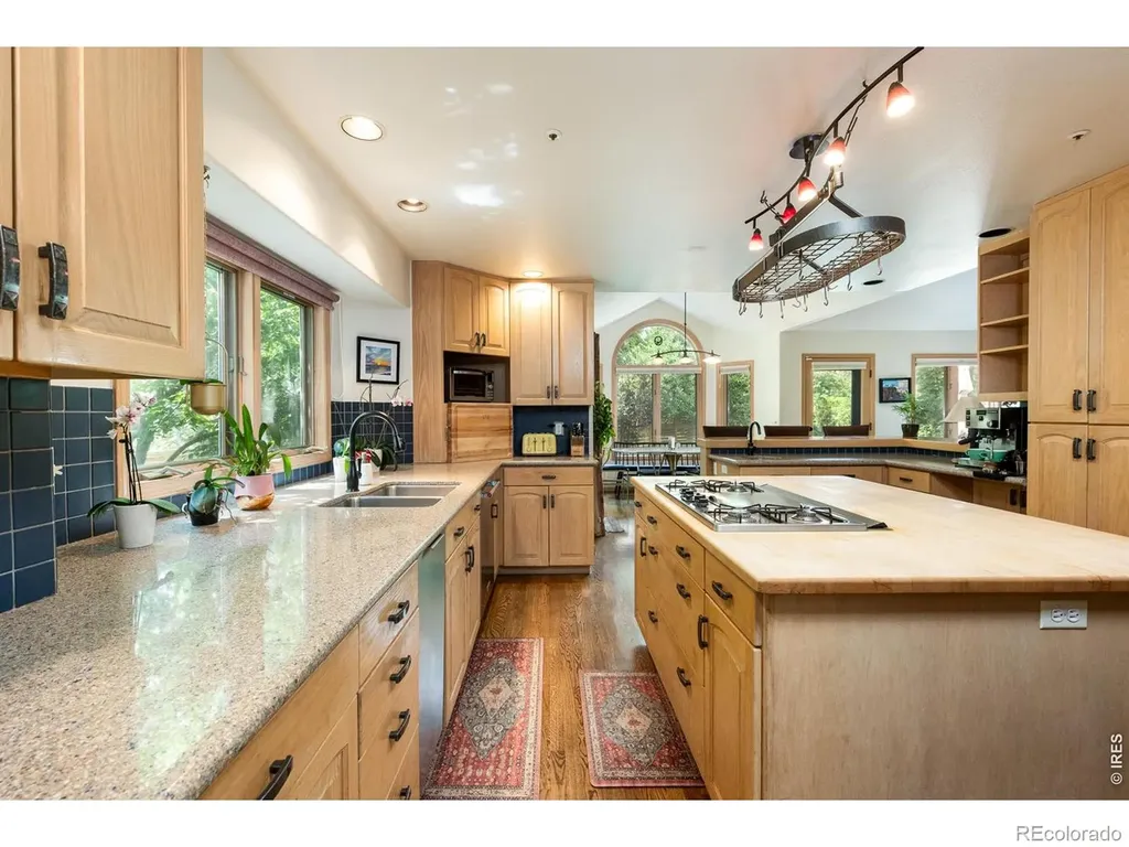 1127 Juniper Avenue Boulder CO 80304