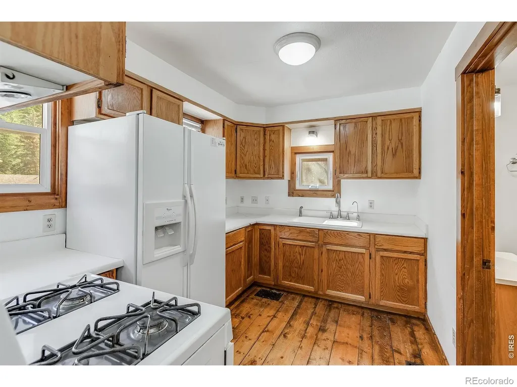 2389 Us Highway 34 Drake CO 80515