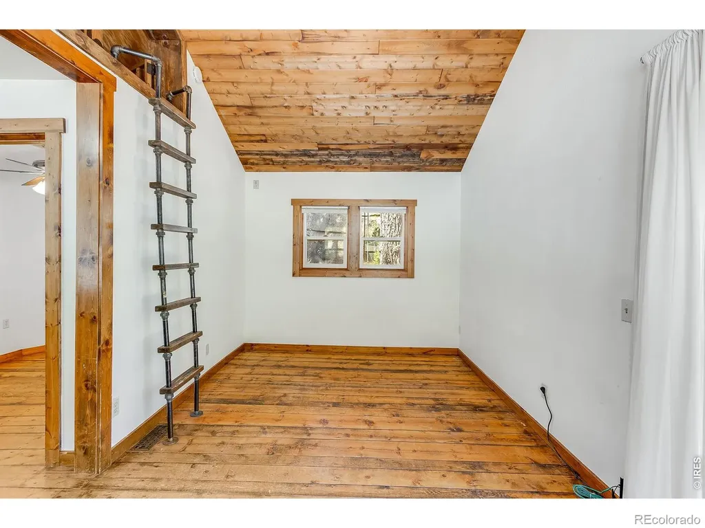 2389 Us Highway 34 Drake CO 80515