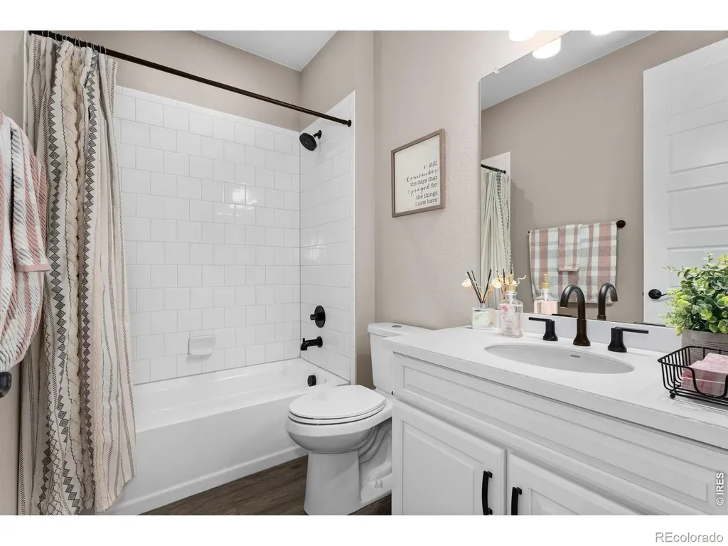 3988 Grand Baker Street Aurora CO 80019