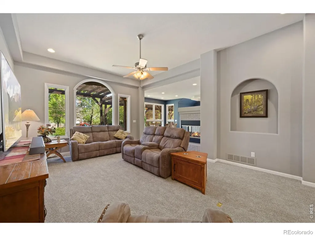 527 Valley View Road Loveland CO 80537