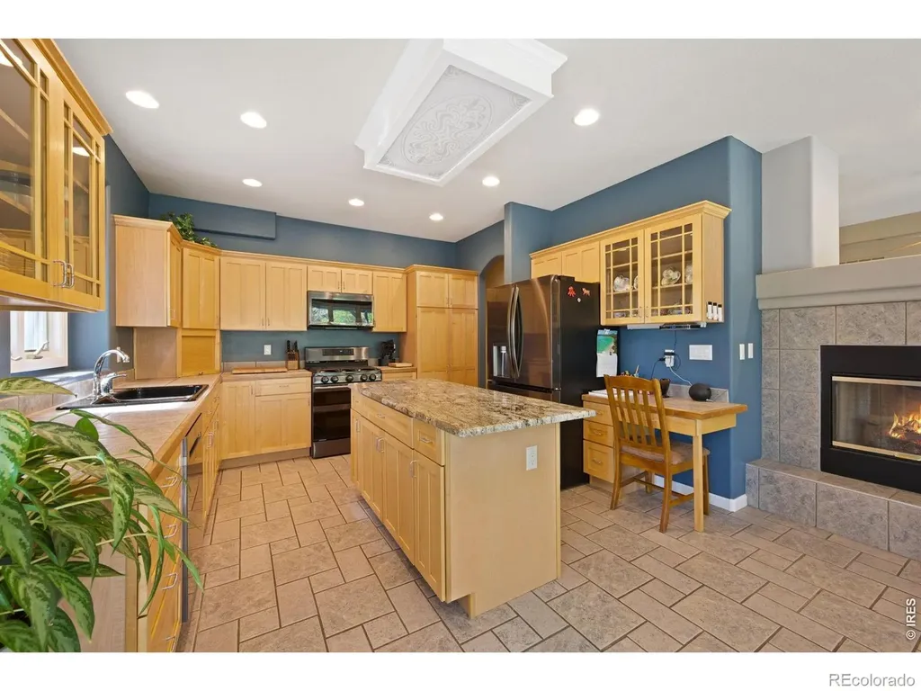 527 Valley View Road Loveland CO 80537