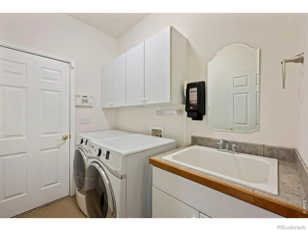 527 Valley View Road Loveland CO 80537