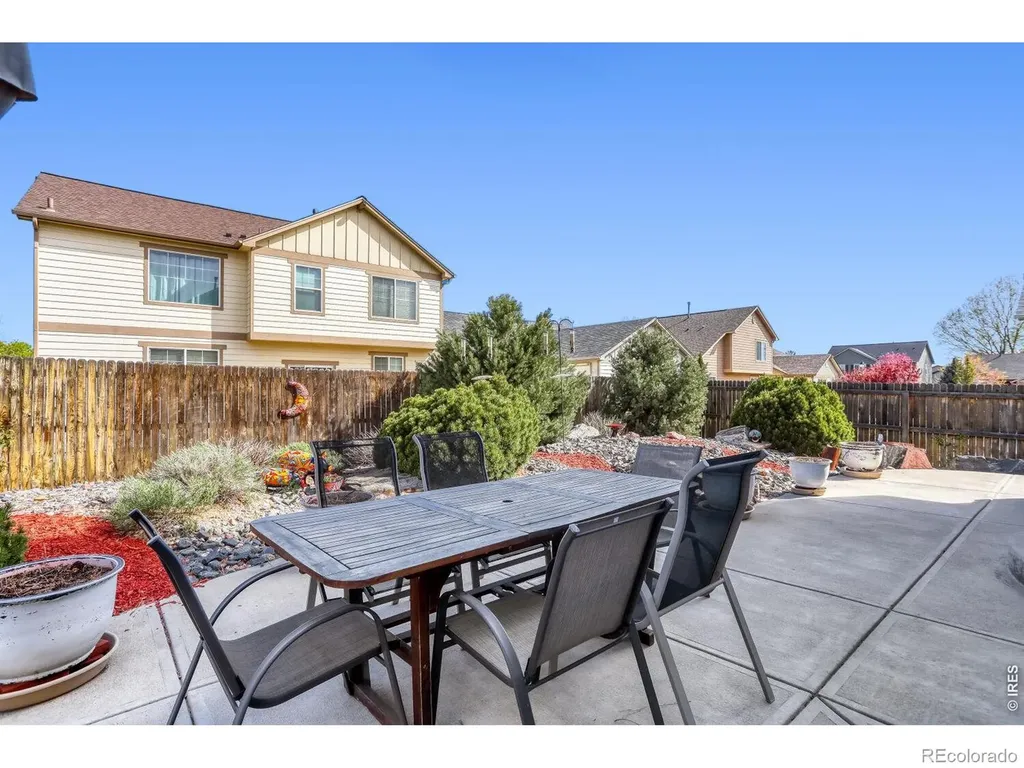 2116 Addie Rose Lane Longmont CO 80501