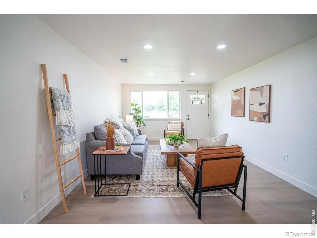 1640-1642 Cheyenne Avenue Loveland CO 80538