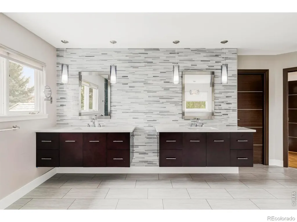 8528 Skyland Drive Niwot CO 80503