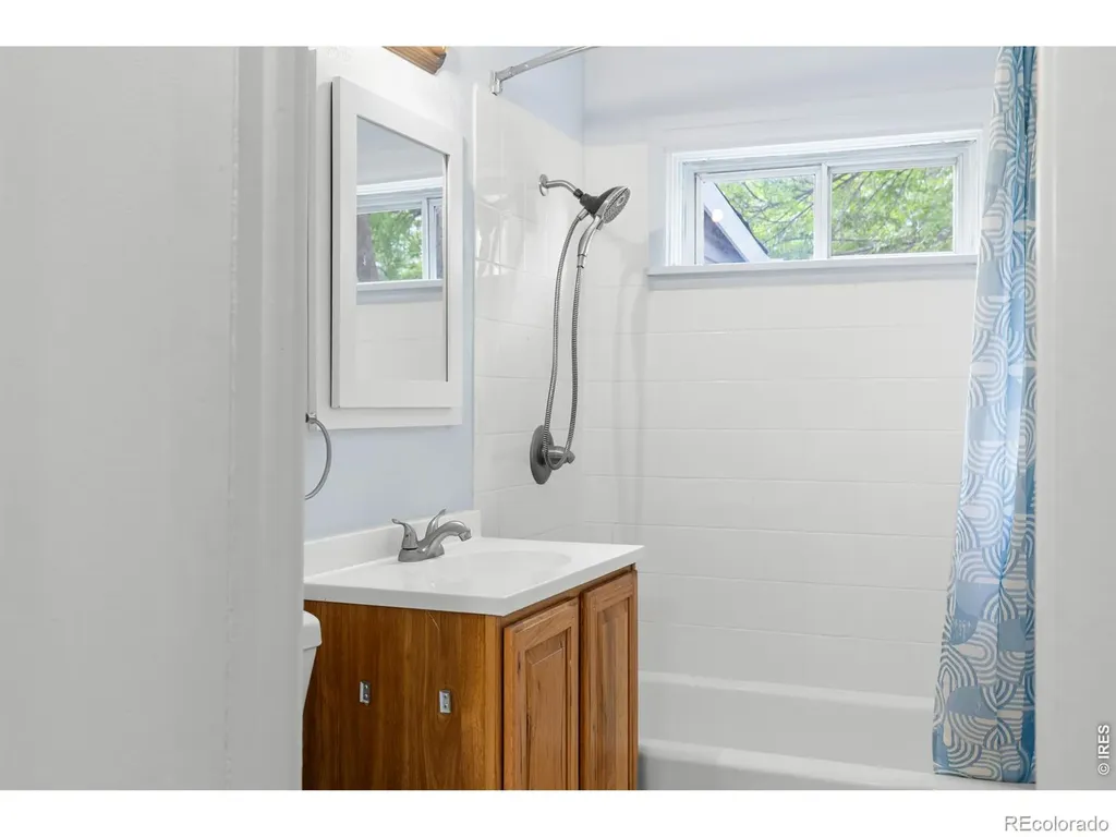 208 S Cora Avenue Milliken CO 80543