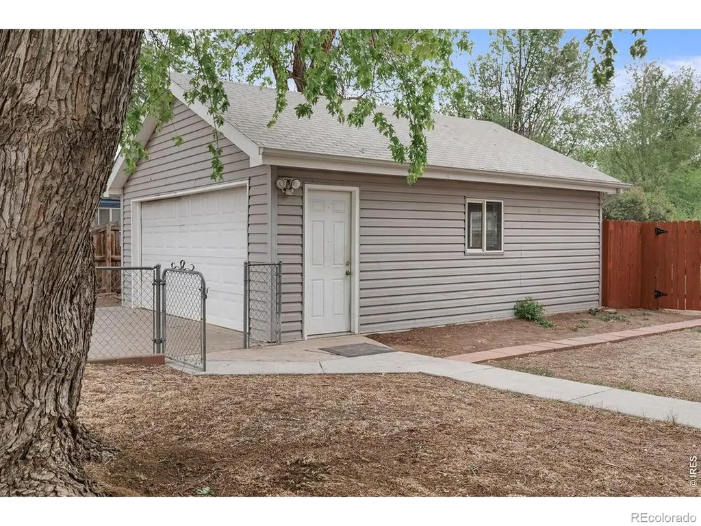 208 S Cora Avenue Milliken CO 80543