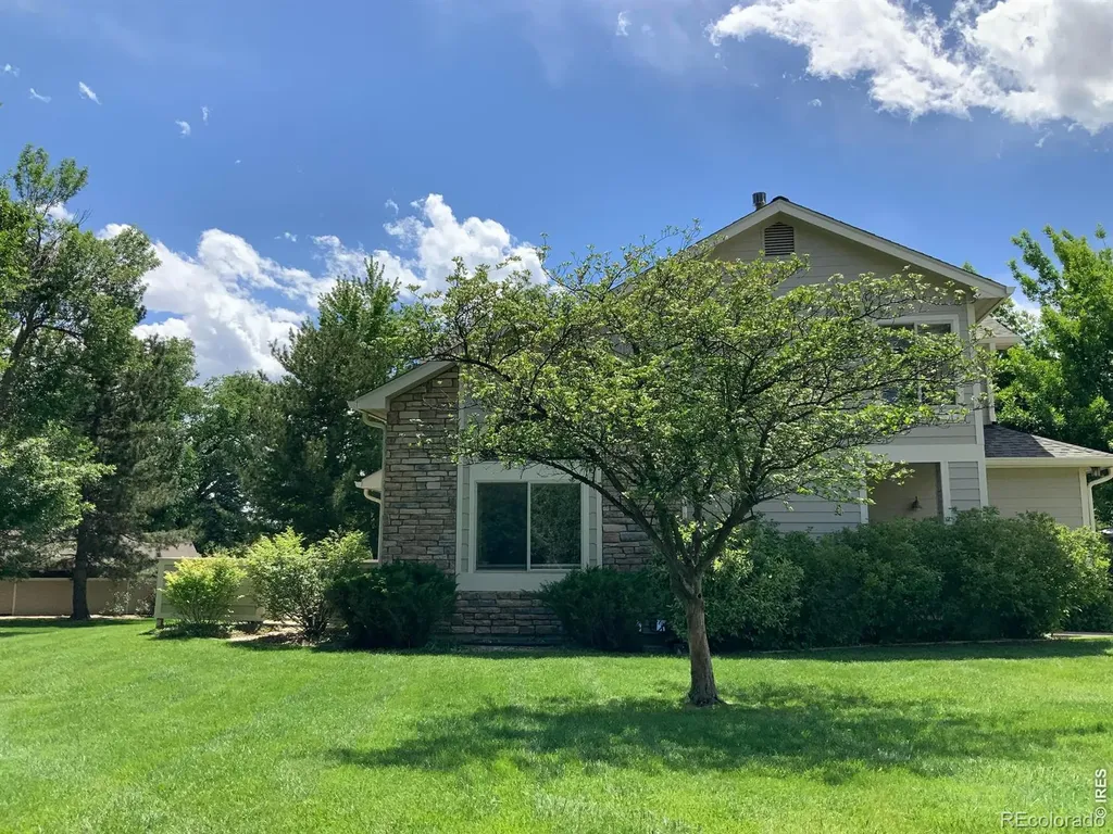 907 Hover Ridge Circle Longmont CO 80501
