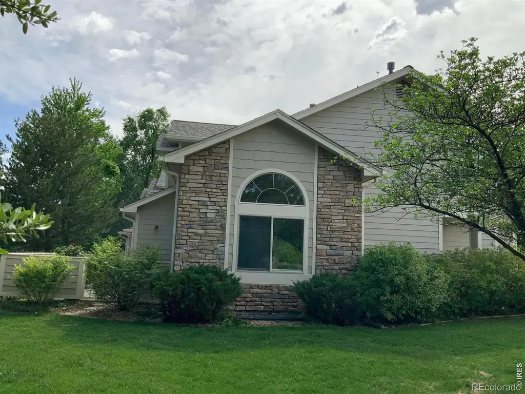 907 Hover Ridge Circle Longmont CO 80501