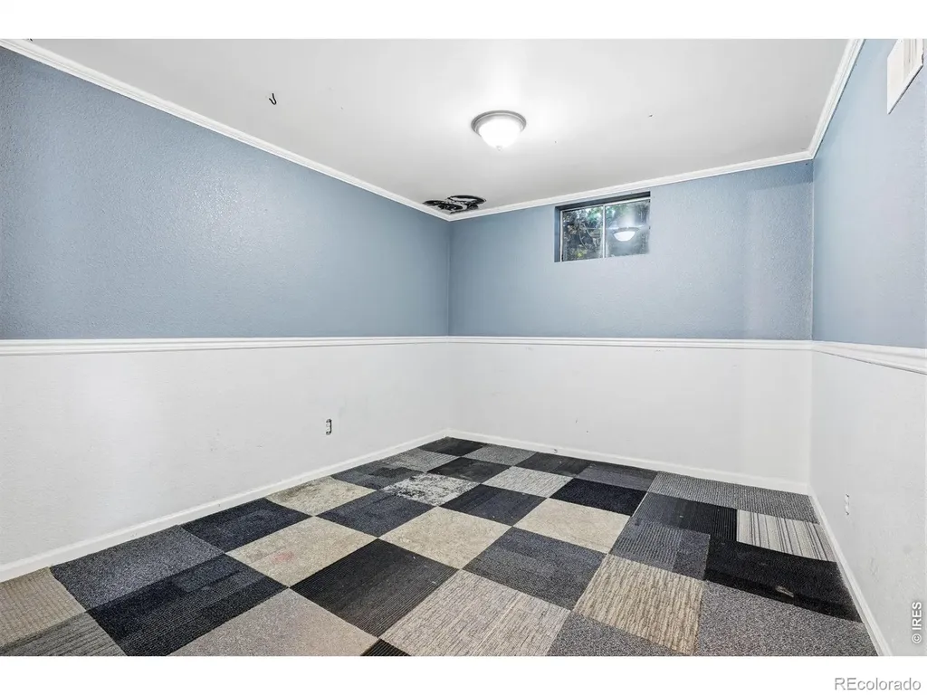 8260 Bluebell Way Denver CO 80221