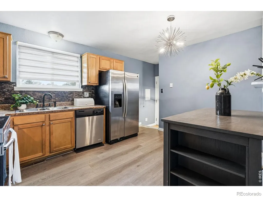8260 Bluebell Way Denver CO 80221