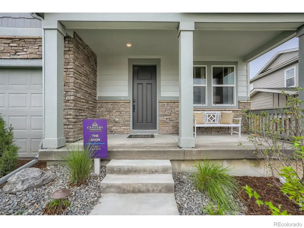 594 Crestone Street Johnstown CO 80534
