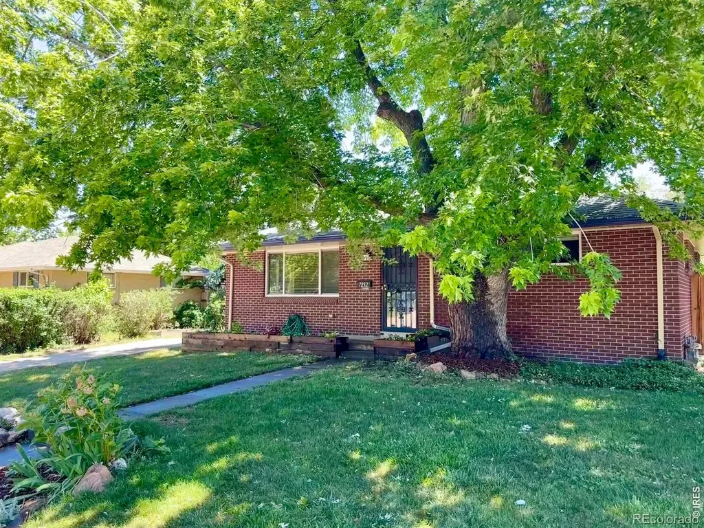 7232 W 67th Place Arvada CO 80003
