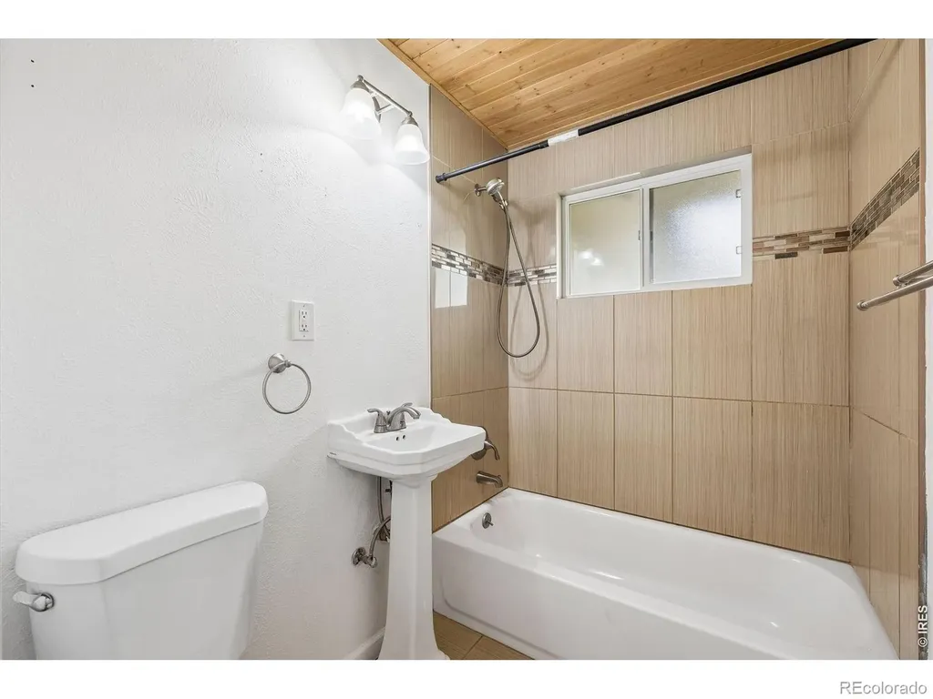 7232 W 67th Place Arvada CO 80003