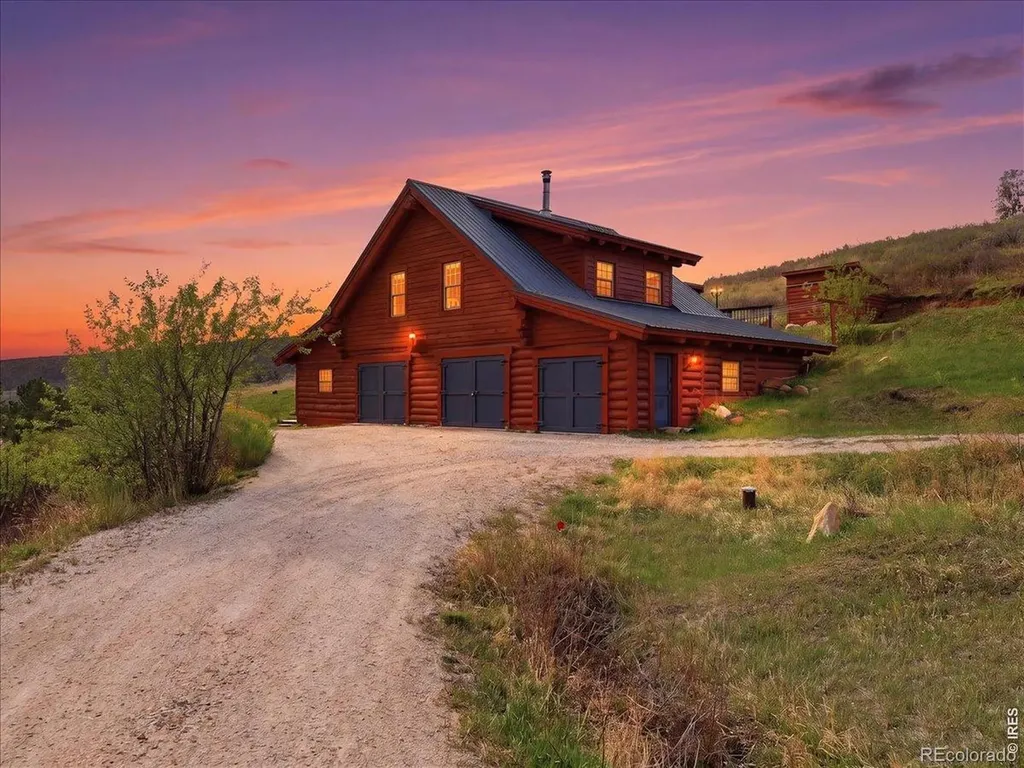 1652 Eiger Road Livermore CO 80536