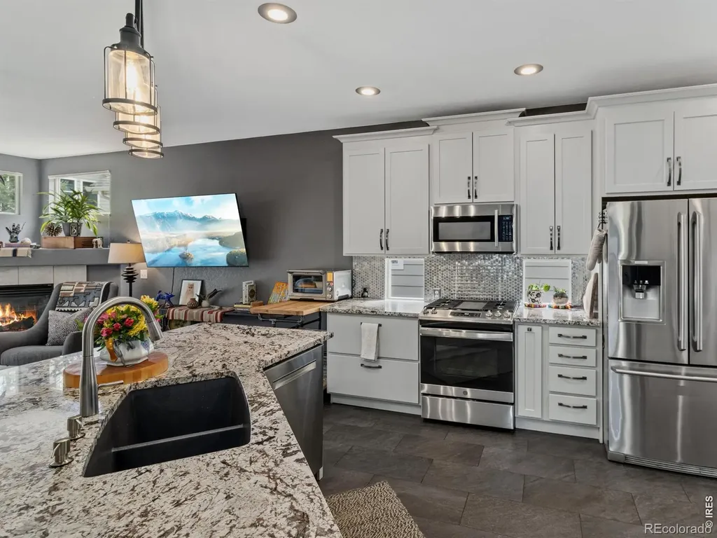 1702 Sicily Drive Longmont CO 80503