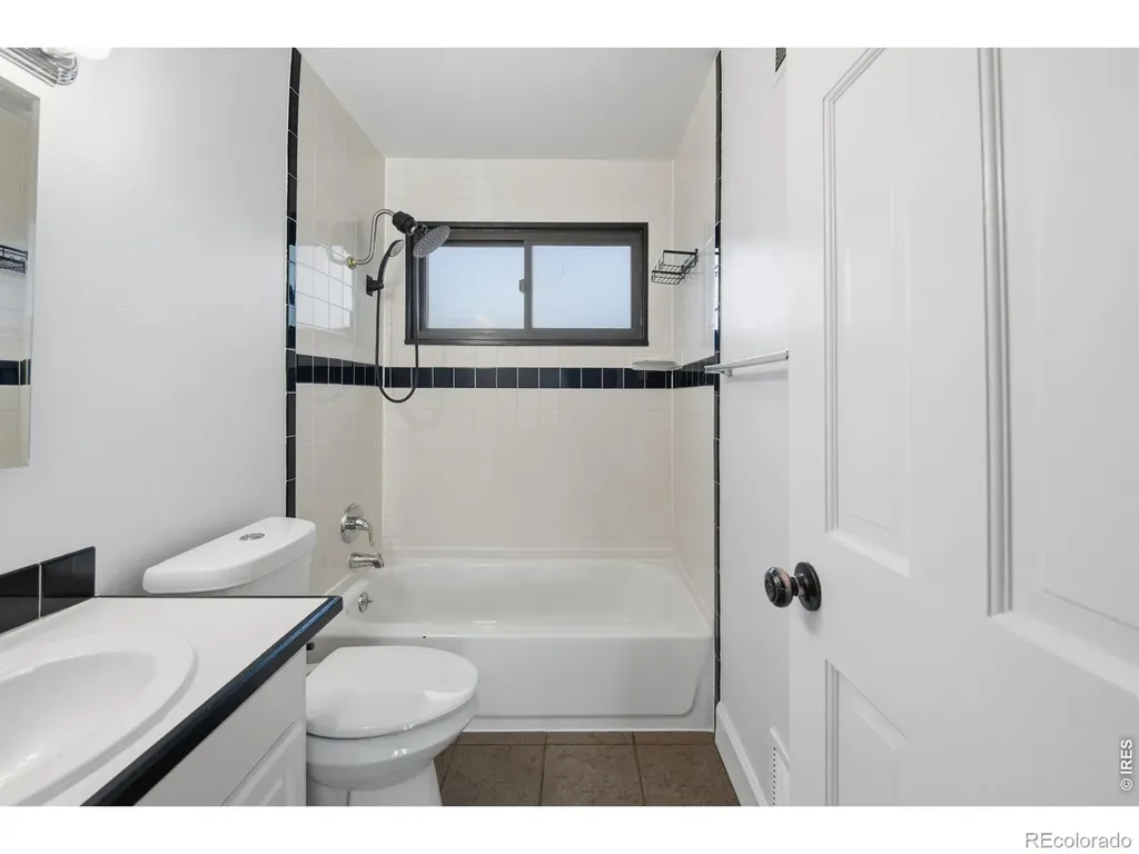 1518 Kimbark Street Longmont CO 80501