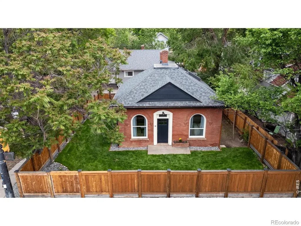1905 Arapahoe Avenue Boulder CO 80302
