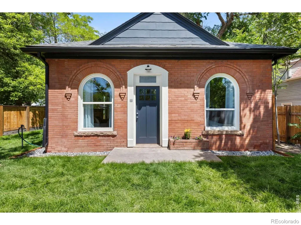 1905 Arapahoe Avenue Boulder CO 80302