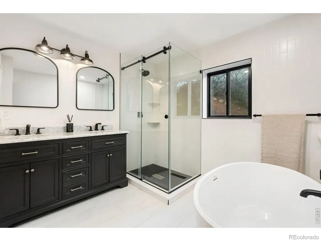 926 4th Avenue Lyons CO 80540