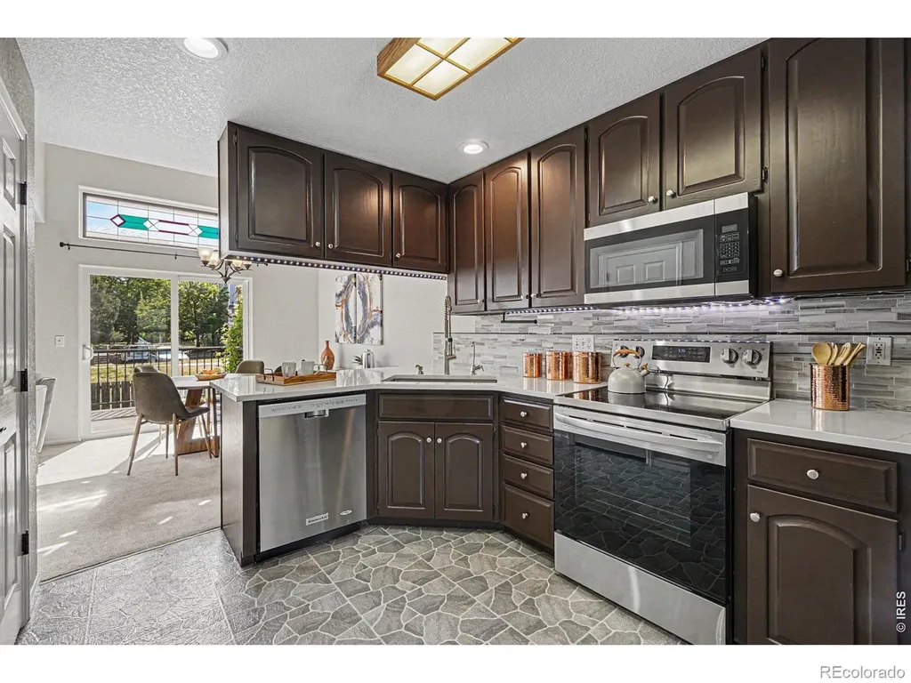 949 Reynolds Farm Lane Longmont CO 80503