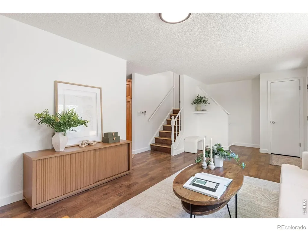 724 Hubbard Drive Longmont CO 80504