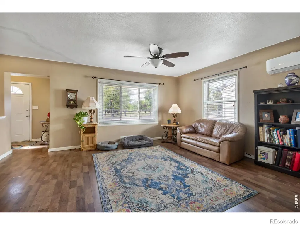 327 W Eisenhower Boulevard Loveland CO 80537