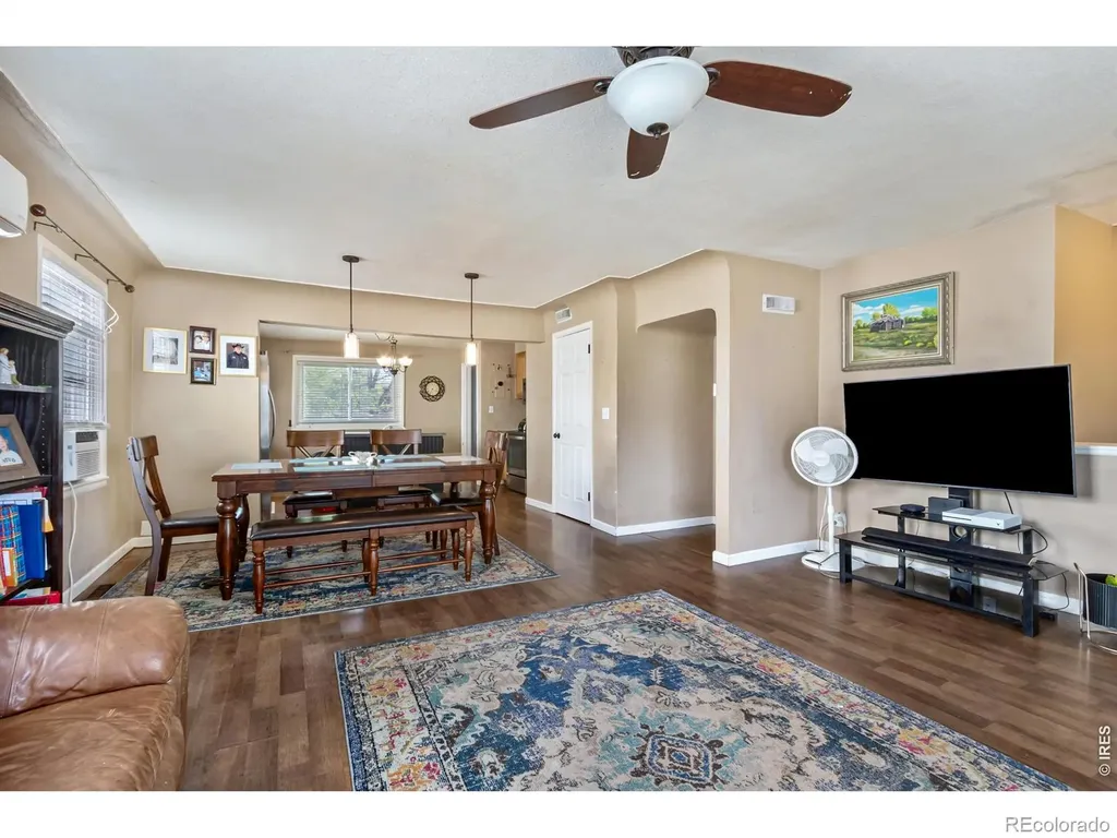 327 W Eisenhower Boulevard Loveland CO 80537