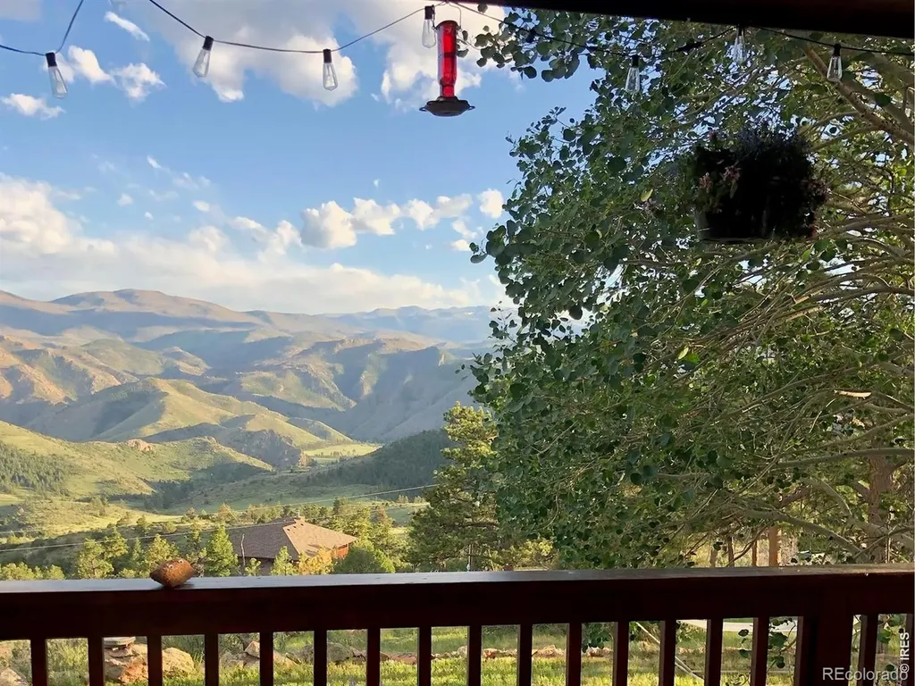 76 Rocky Vista Court Livermore CO 80536
