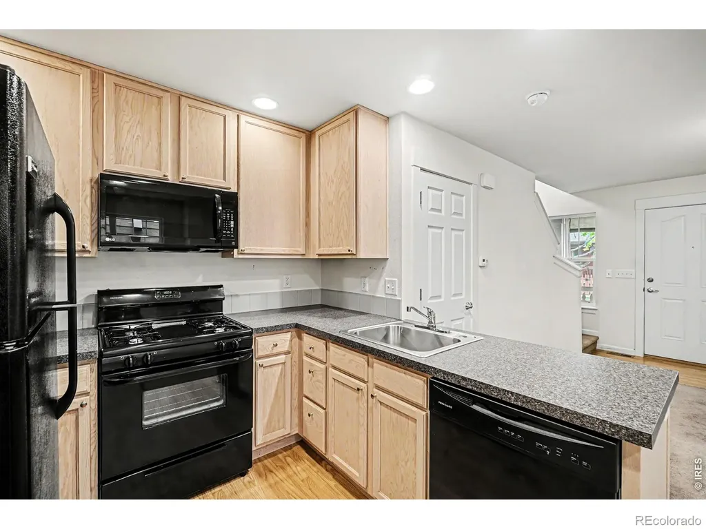 223 Cardinal Way Longmont CO 80501
