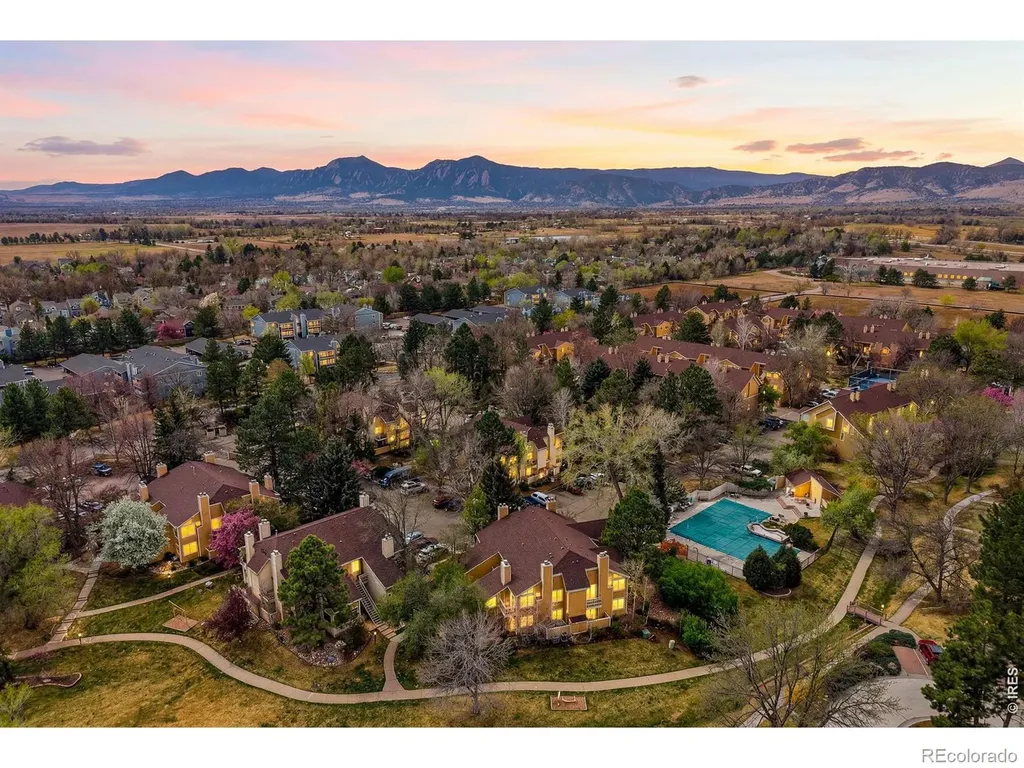 4827 White Rock Circle Boulder CO 80301