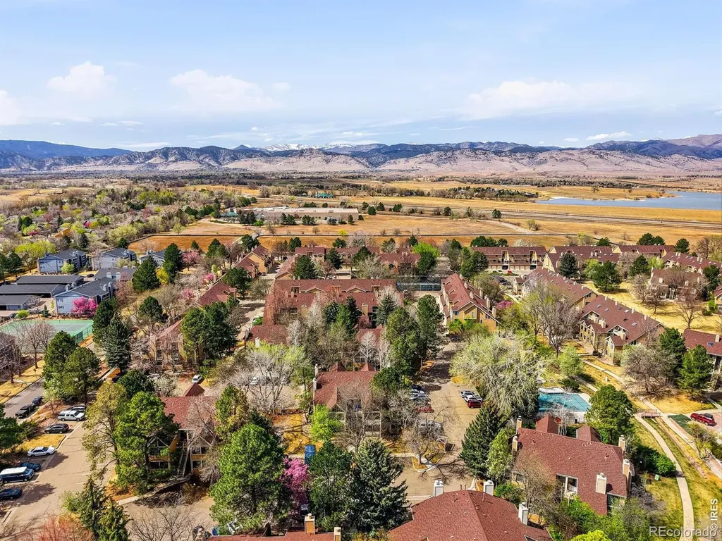 4827 White Rock Circle Boulder CO 80301