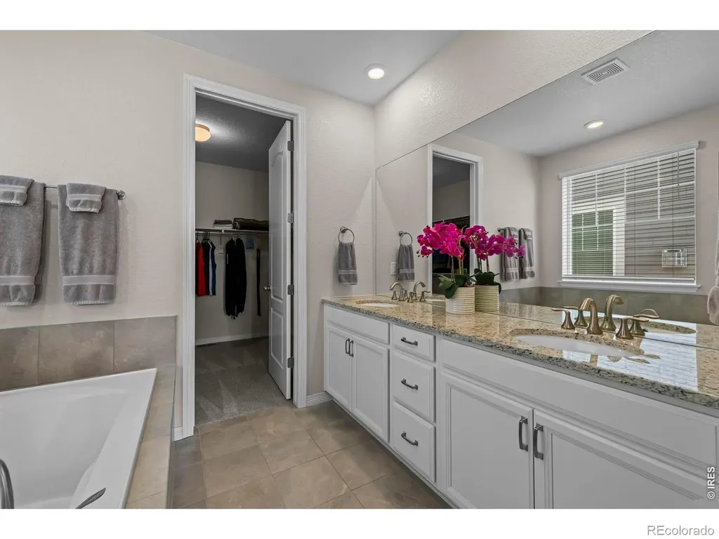 2381 Provenance Street Longmont CO 80504