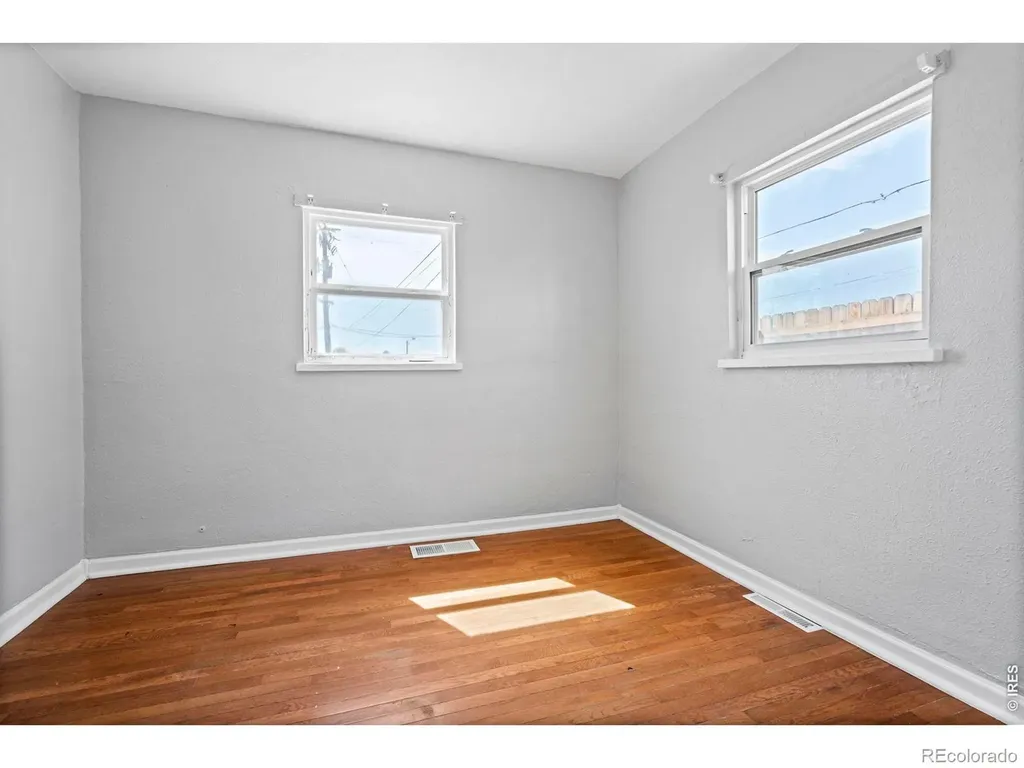 1105 S Zenobia Street Denver CO 80219