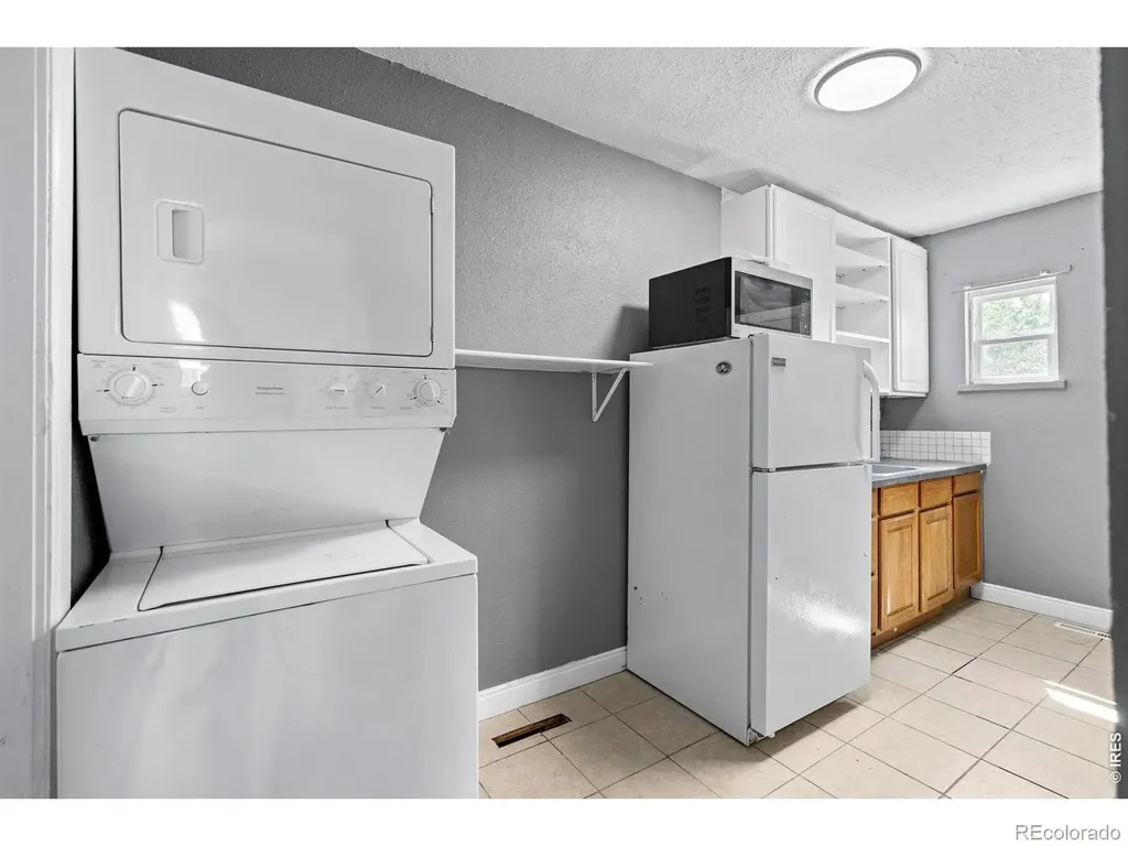 1105 S Zenobia Street Denver CO 80219