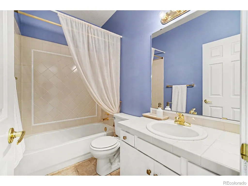 2952 Sonata Bay Court Longmont CO 80503